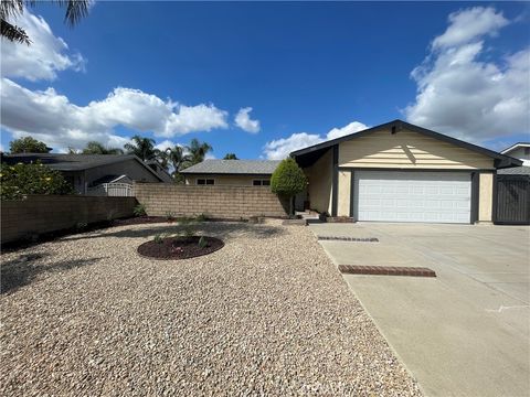 Photo of 333 Macalester Drive, Walnut, CA 91789 (MLS # CV25166733) Photo of 333 Macalester Drive, Walnut, CA 91789 (MLS # CV25166733)