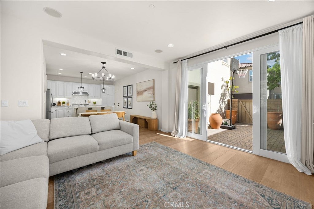 410 N Tapia Lane