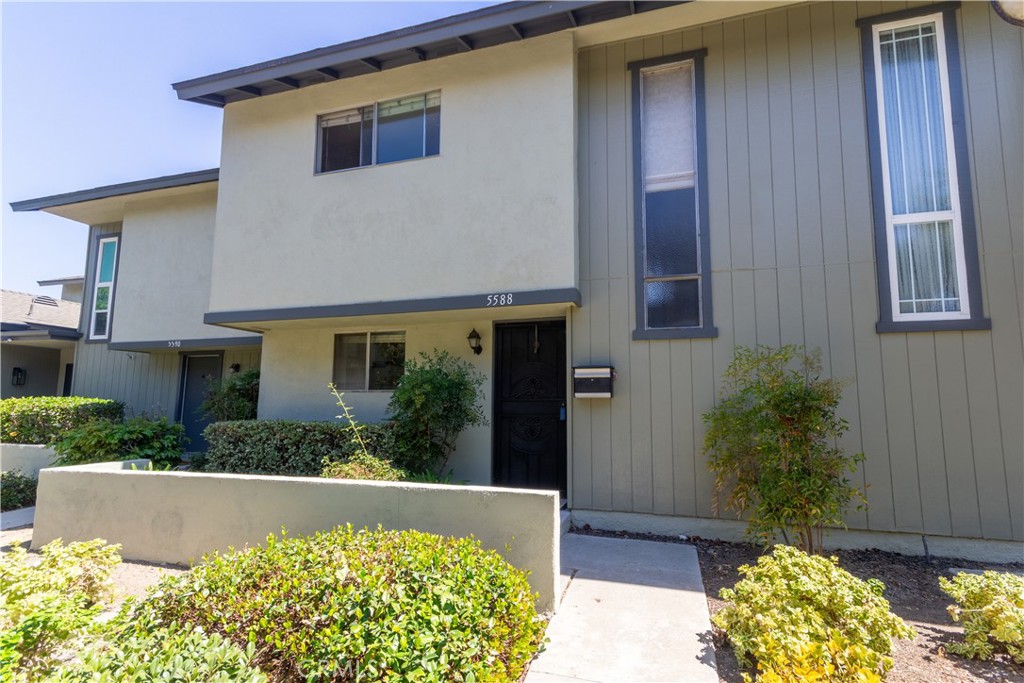 5588 Cajon Avenue