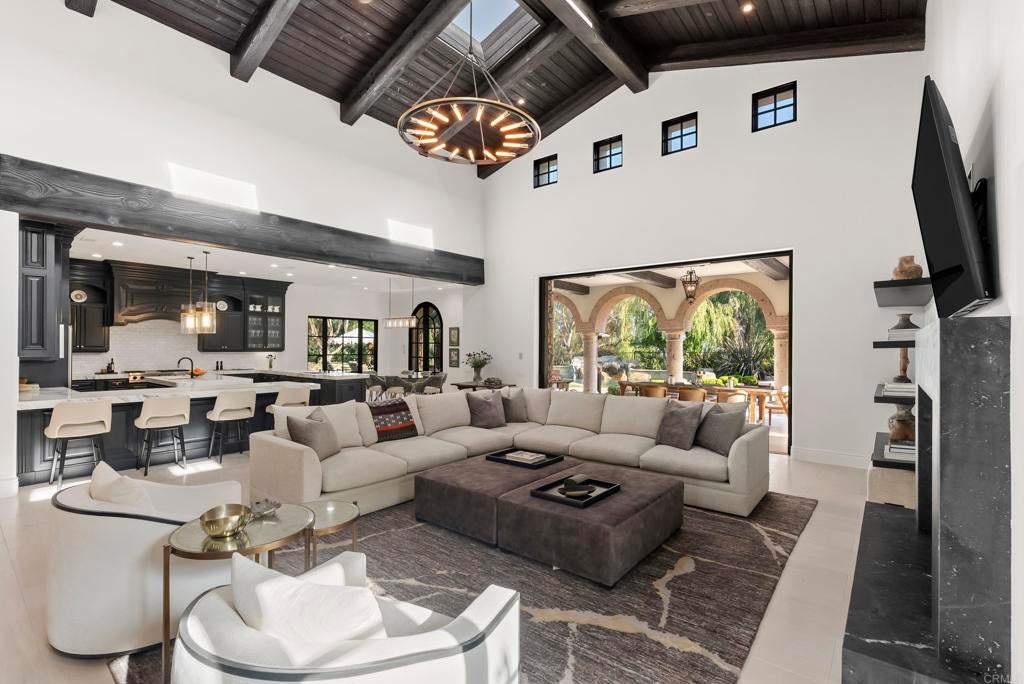 6749 Calle Ponte Bella