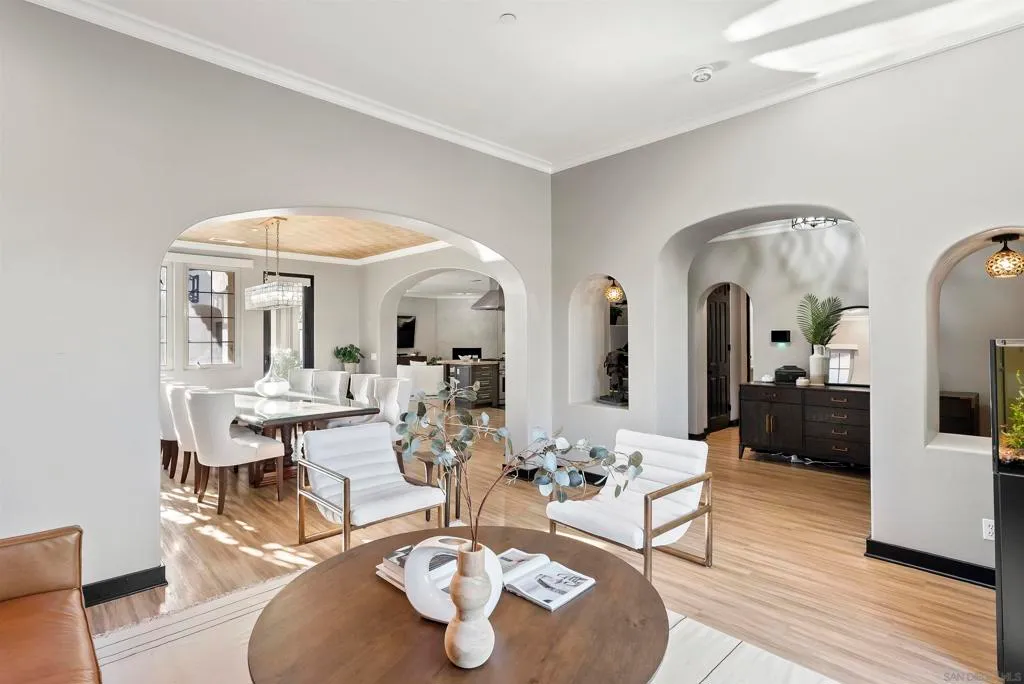 San Diego, California 92127, United States, 4 Bedrooms Bedrooms, ,5 BathroomsBathrooms,Residential,Active,217264