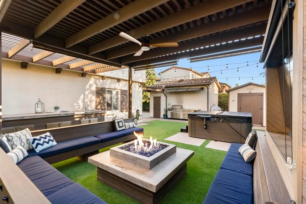 San Diego, California 92127, United States, 4 Bedrooms Bedrooms, ,5 BathroomsBathrooms,Residential,Active,217264