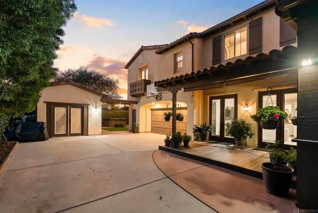 San Diego, California 92127, United States, 4 Bedrooms Bedrooms, ,5 BathroomsBathrooms,Residential,Active,217264