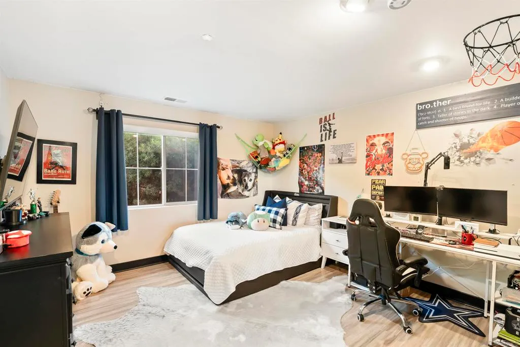 San Diego, California 92127, United States, 4 Bedrooms Bedrooms, ,5 BathroomsBathrooms,Residential,Active,217264