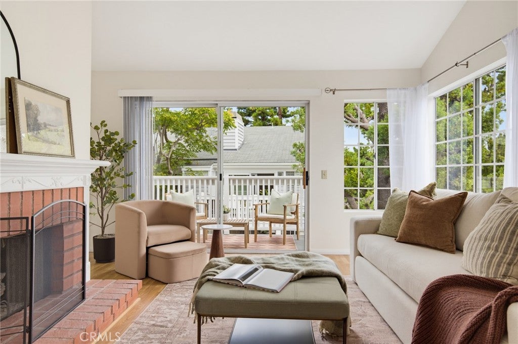 1326 W Park Western 206