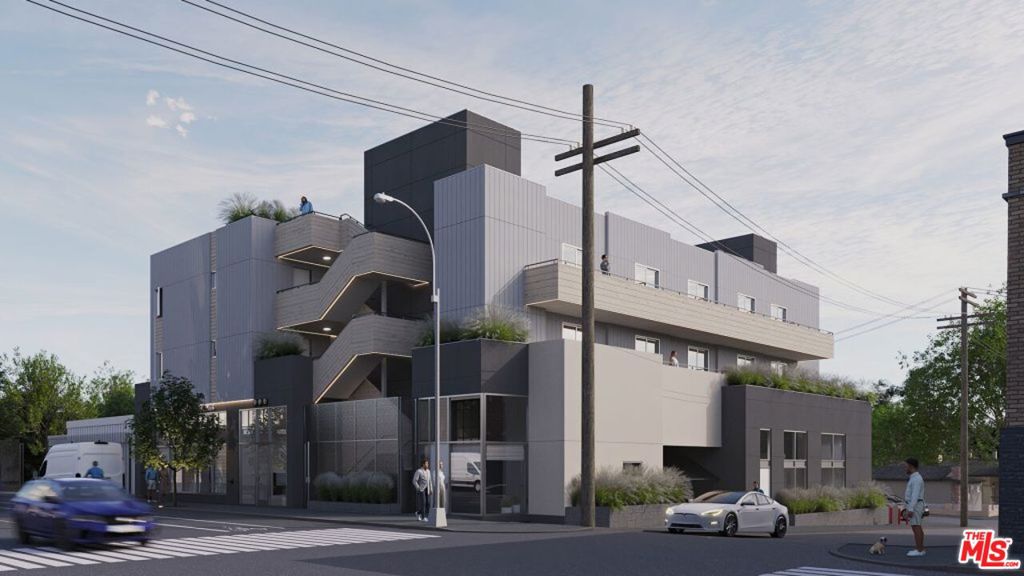 302 N Pacific Avenue