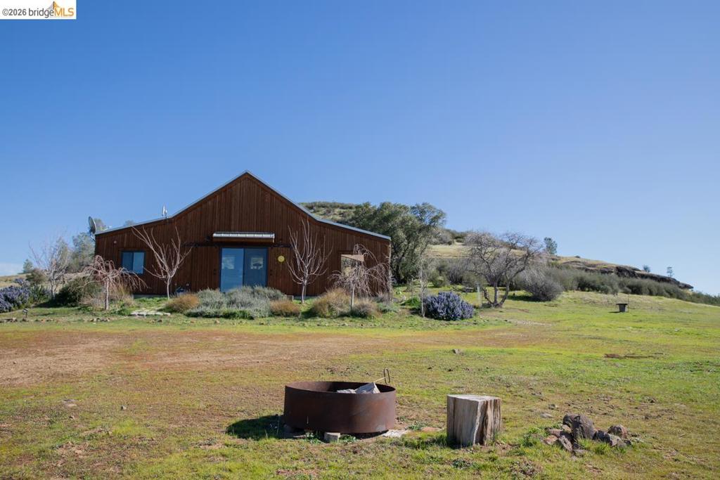 6899 Eagleview Dr.