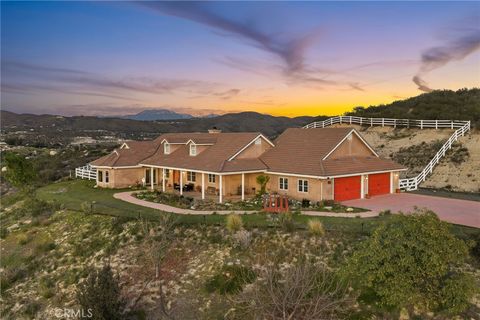 39339 Calle Conejo Temecula CA 92592