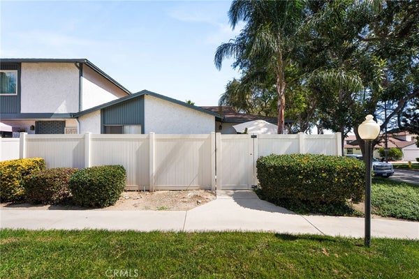 481 D ST, UPLAND, CA 91786 - Image 7c26e7b862f3e8feb29a92db3e246147/962656021