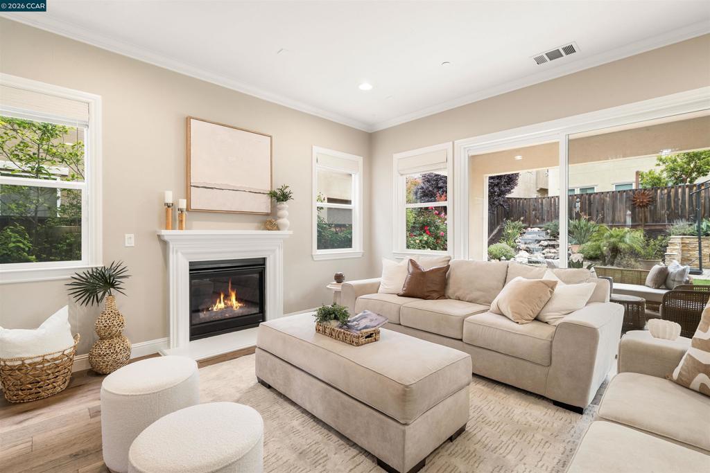 504 Hyacinthus Ct