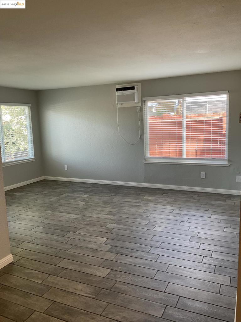 PITTSBURG - Residential Lease