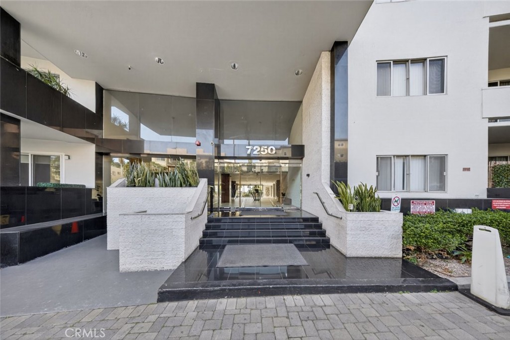 7250 Franklin Avenue 409