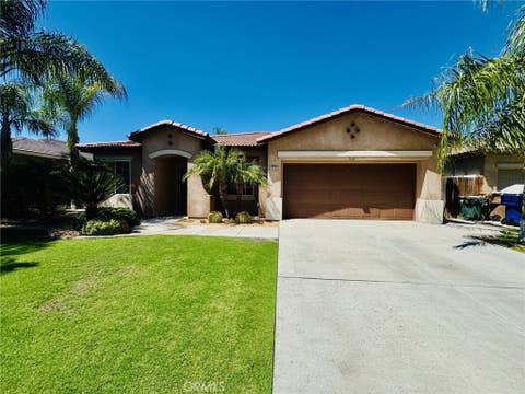 Photo of 2404 Sosa Drive, Bakersfield, CA 93313 (MLS # SR26168832)