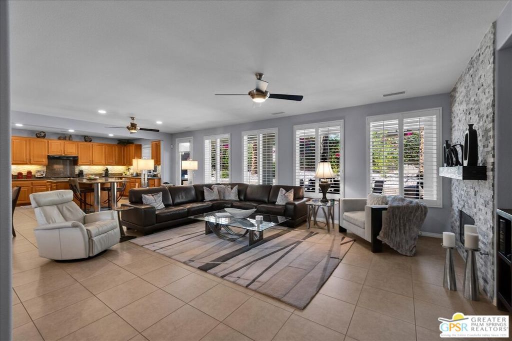2 Lake Tahoe Drive