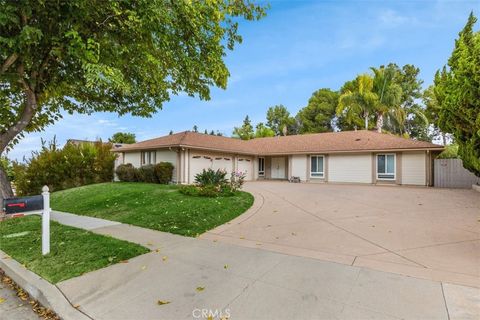 Photo of 1517 Uppingham DR, Thousand Oaks, CA 91360 (MLS # SR26142203)