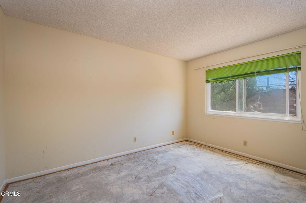 361 E Elfin Green