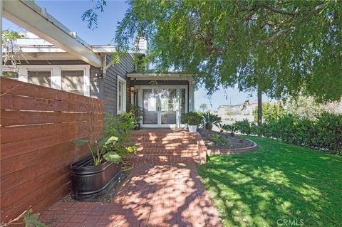 2197 Santa Ana Costa Mesa CA 92627