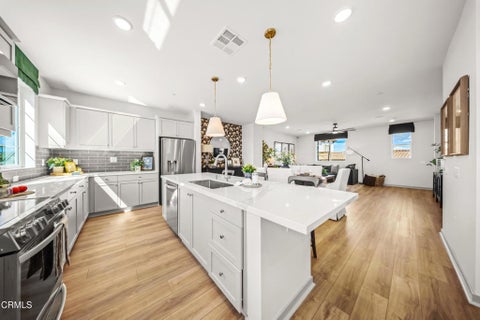 Photo of 542 Via Zibello VIS, Camarillo, CA 93012 (MLS # V1-38604)