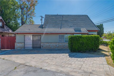 1104 N Fairvalley Avenue Covina CA 91722