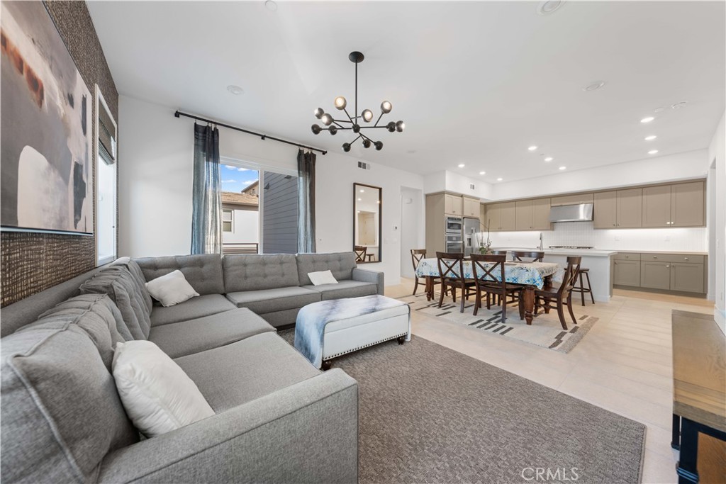 Solis Park - Residential Lease