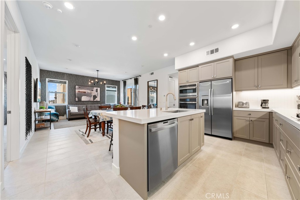 Solis Park - Residential Lease
