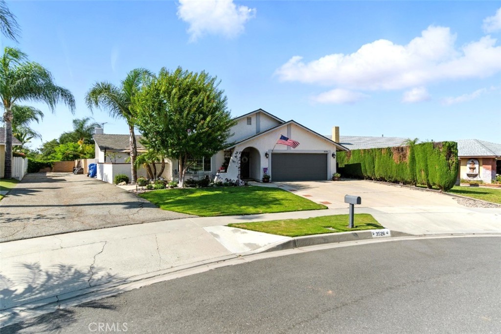 3526 Alder Place