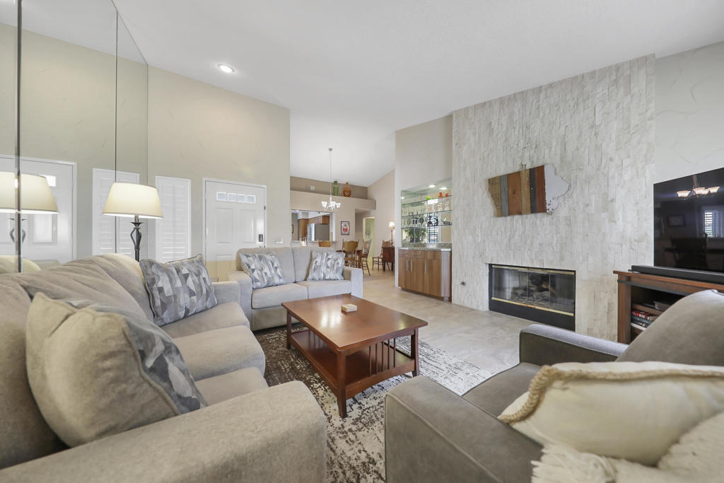 Desert Falls C.C. - Residential