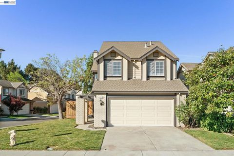 Photo of 34575 Melissa Ter Ter, Fremont, CA 94555 (MLS # 41129255)