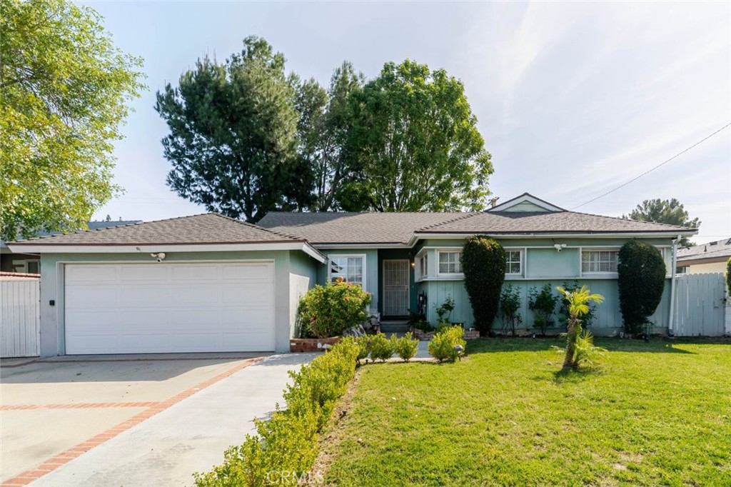 10532 Aqueduct Avenue