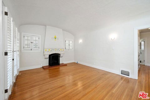 Tiny photo for 315 17th Street, Santa Monica, CA 90402 (MLS # 26667635)