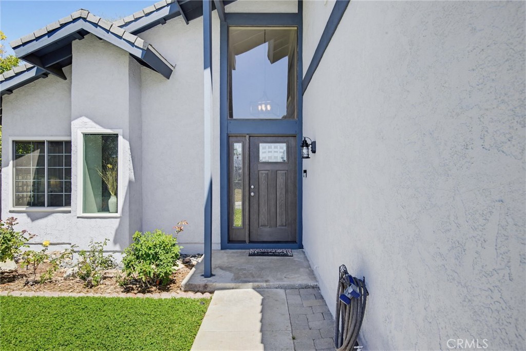 27923 Redwood Glen Road