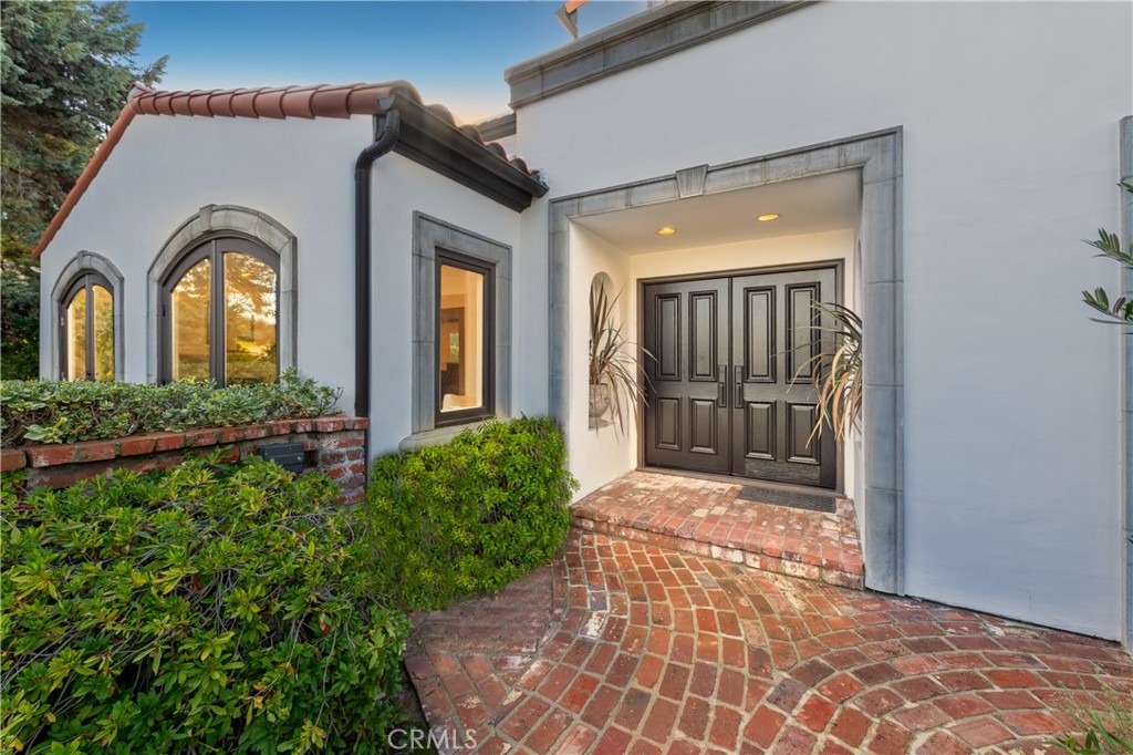 Properties 2 17153 Adlon Road