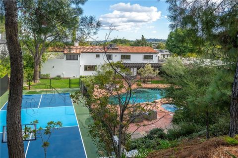 17153 Adlon Road Encino CA 91436