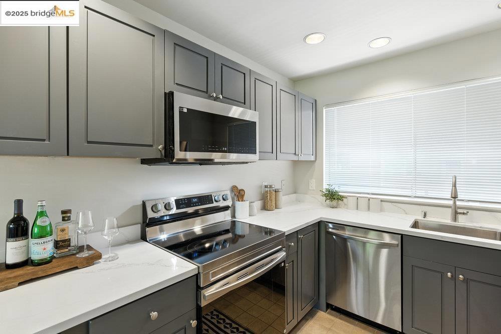 ELMWOOD - Residential