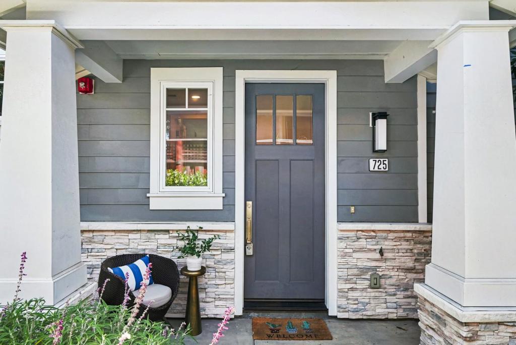 725 2nd Avenue, San Mateo CA 94401