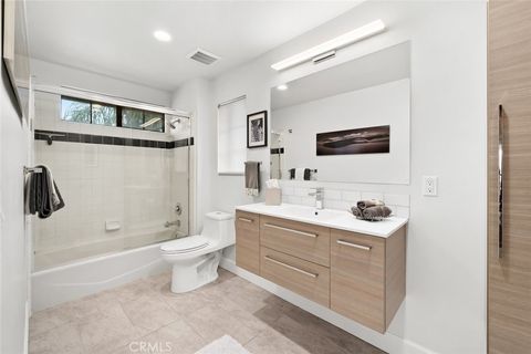 Tiny photo for 411 Woodbridge St, San Luis Obispo, CA 93401 (MLS # SC26070748)