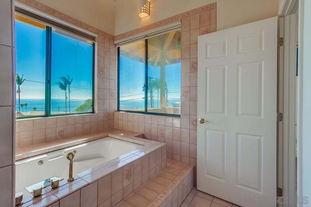 La Jolla - Residential Lease