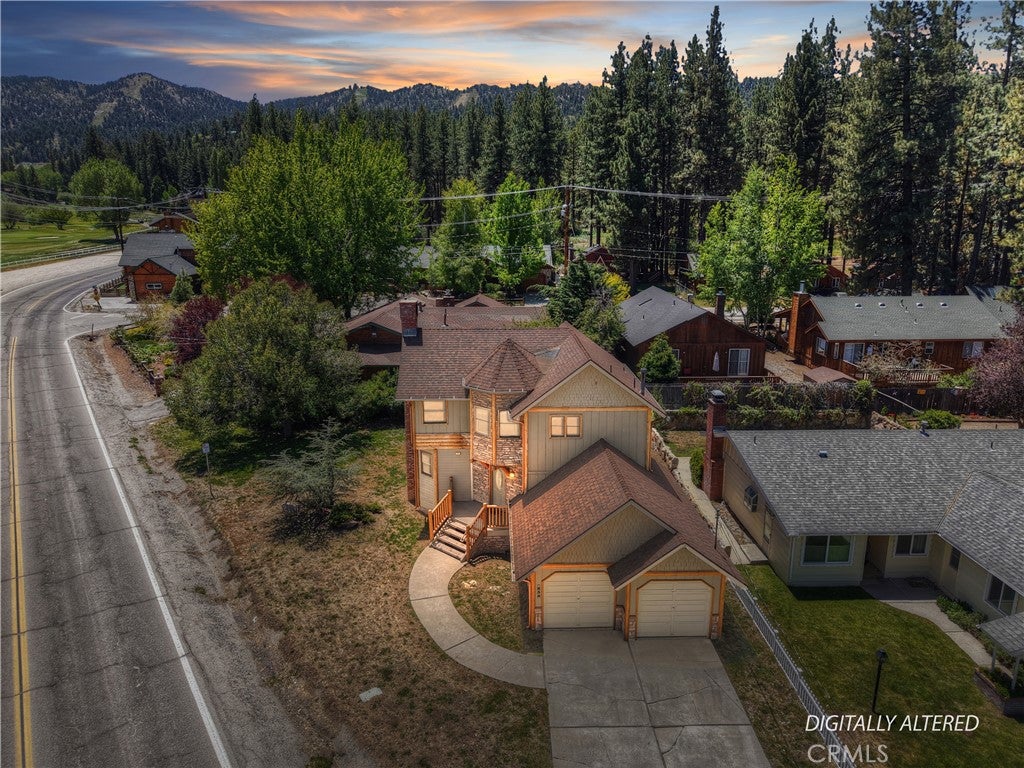 858 Club View Drive