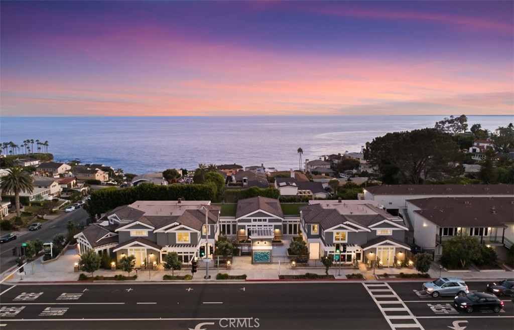 1367 N Coast Highway