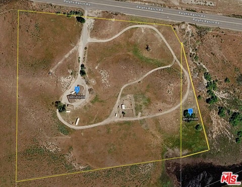 Photo of 50007 N Peace Valley Road, Lebec, CA 93243 (MLS # 26102756)