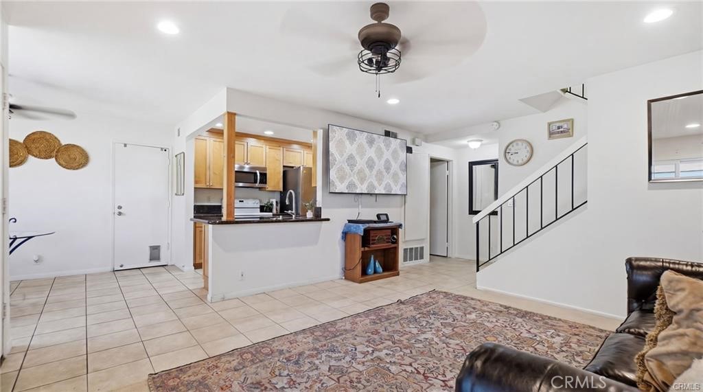 8155 Woodland