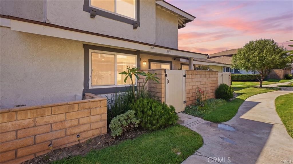 8155 Woodland
