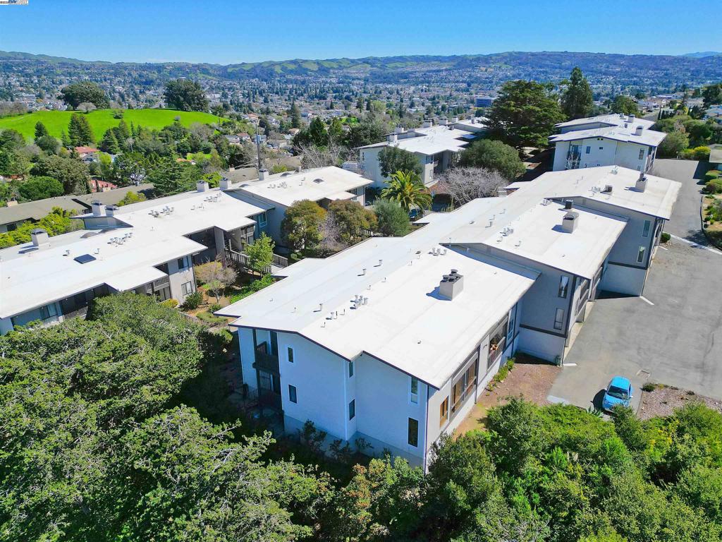 HIGHLAND PLACE - Residential