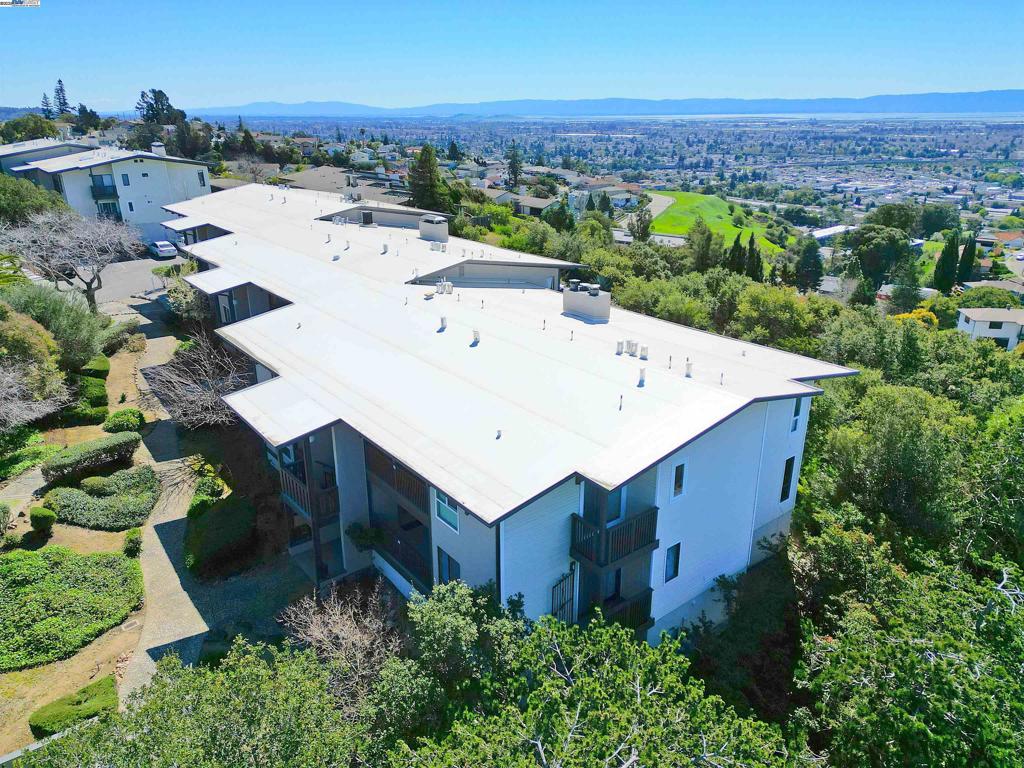 HIGHLAND PLACE - Residential