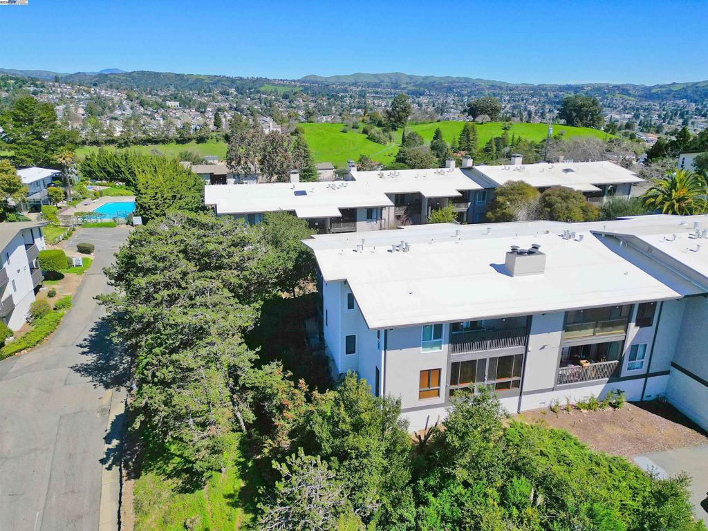 HIGHLAND PLACE - Residential