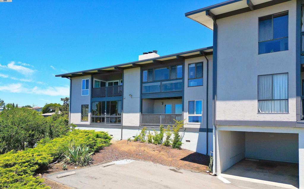 HIGHLAND PLACE - Residential