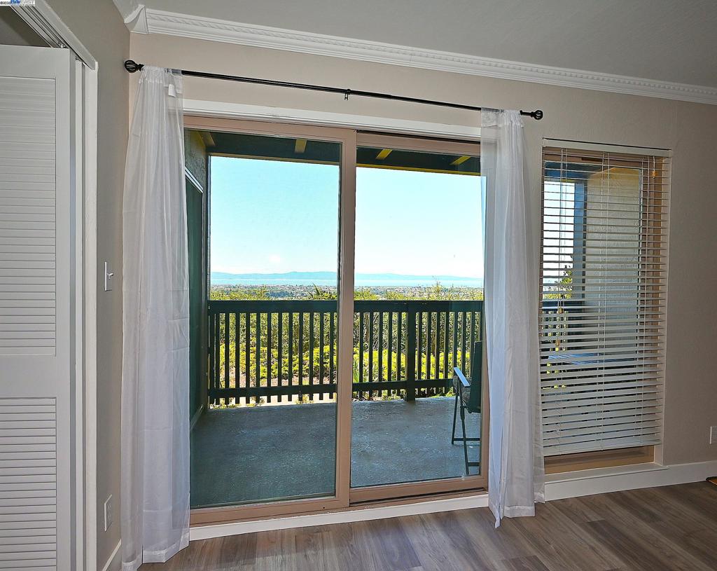 HIGHLAND PLACE - Residential