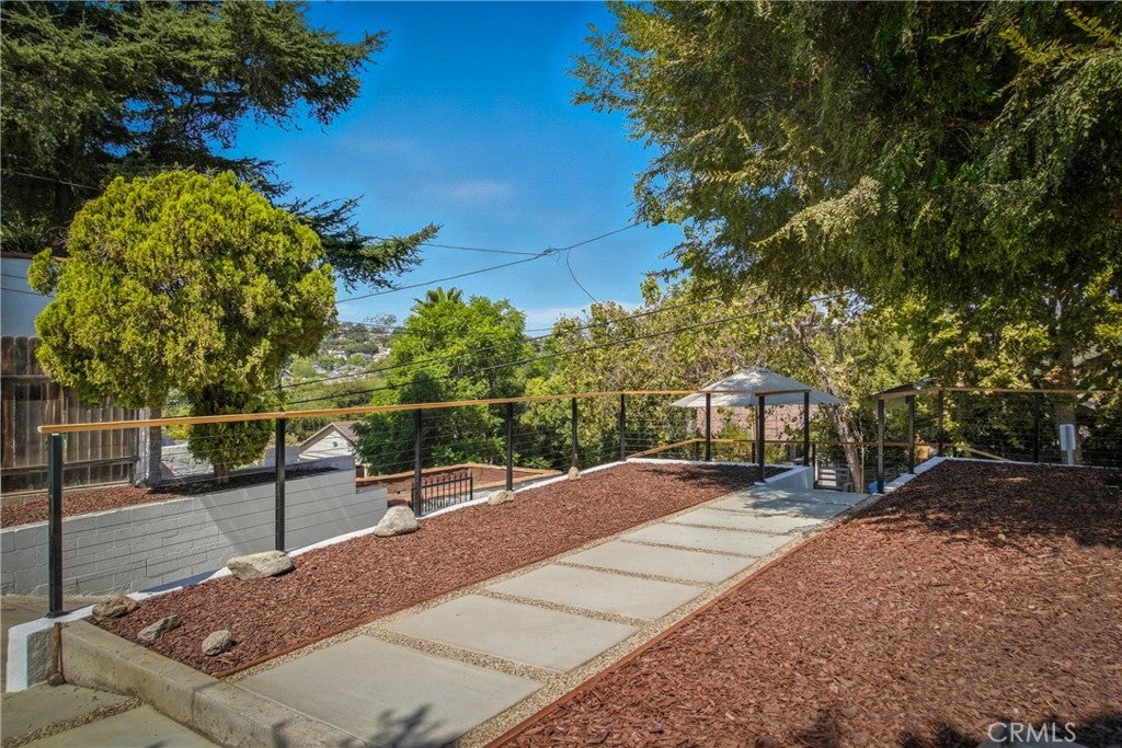6150 Strickland, Los Angeles CA 90042