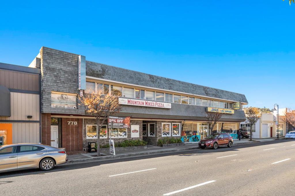 770 El Camino Real