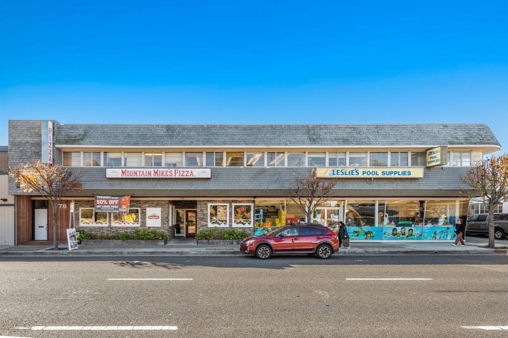 770 El Camino Real